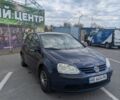 Синий Фольксваген Гольф, объемом двигателя 1.6 л и пробегом 294 тыс. км за 4300 $, фото 1 на Automoto.ua