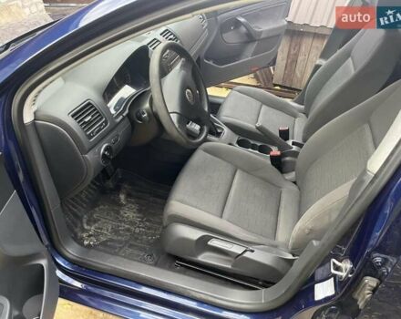 Синий Фольксваген Гольф, объемом двигателя 1.6 л и пробегом 212 тыс. км за 5200 $, фото 26 на Automoto.ua