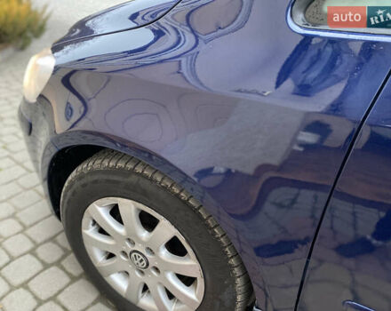 Синий Фольксваген Гольф, объемом двигателя 2 л и пробегом 285 тыс. км за 5450 $, фото 44 на Automoto.ua