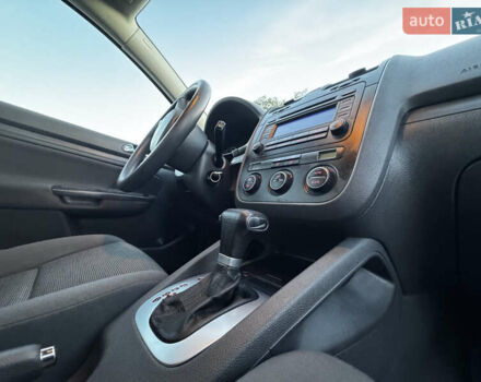 Синий Фольксваген Гольф, объемом двигателя 1.6 л и пробегом 210 тыс. км за 6700 $, фото 16 на Automoto.ua