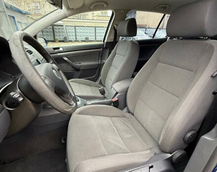 Синий Фольксваген Гольф, объемом двигателя 2 л и пробегом 227 тыс. км за 6700 $, фото 11 на Automoto.ua