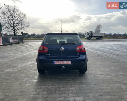 Синий Фольксваген Гольф, объемом двигателя 1.6 л и пробегом 243 тыс. км за 4900 $, фото 12 на Automoto.ua