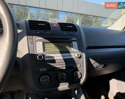 Синий Фольксваген Гольф, объемом двигателя 1.4 л и пробегом 261 тыс. км за 4700 $, фото 5 на Automoto.ua