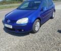 Синий Фольксваген Гольф, объемом двигателя 1.6 л и пробегом 300 тыс. км за 4700 $, фото 1 на Automoto.ua