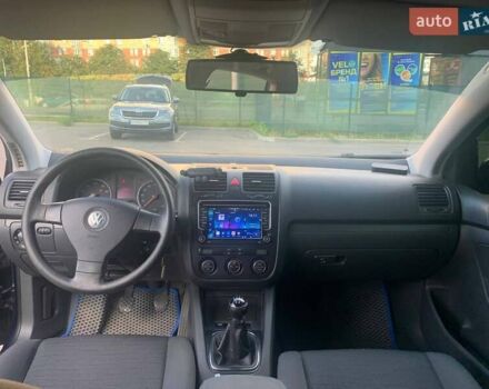 Синій Фольксваген Гольф, об'ємом двигуна 1.4 л та пробігом 368 тис. км за 3600 $, фото 5 на Automoto.ua