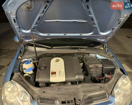 Синий Фольксваген Гольф, объемом двигателя 1.6 л и пробегом 262 тыс. км за 5700 $, фото 23 на Automoto.ua