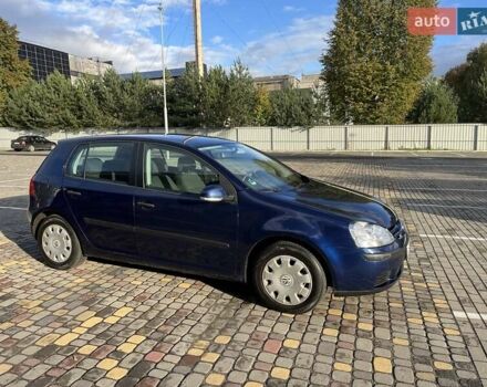 Синий Фольксваген Гольф, объемом двигателя 1.4 л и пробегом 250 тыс. км за 4600 $, фото 12 на Automoto.ua