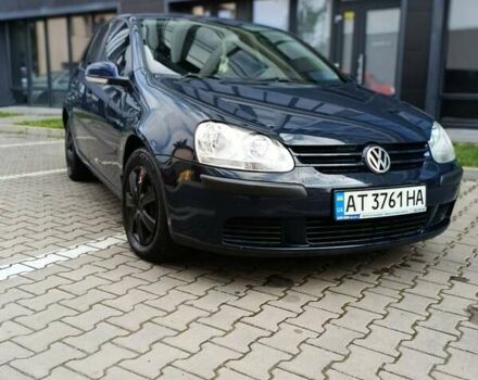 Синий Фольксваген Гольф, объемом двигателя 1.6 л и пробегом 290 тыс. км за 5000 $, фото 1 на Automoto.ua