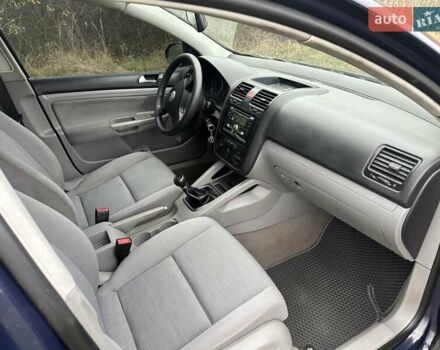 Синий Фольксваген Гольф, объемом двигателя 1.4 л и пробегом 268 тыс. км за 4450 $, фото 15 на Automoto.ua