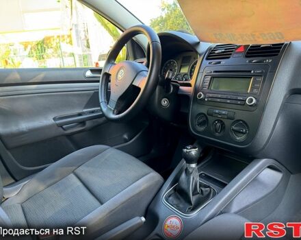 Синий Фольксваген Гольф, объемом двигателя 1.4 л и пробегом 249 тыс. км за 5500 $, фото 5 на Automoto.ua