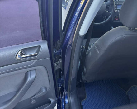 Синий Фольксваген Гольф, объемом двигателя 1.6 л и пробегом 211 тыс. км за 5500 $, фото 21 на Automoto.ua