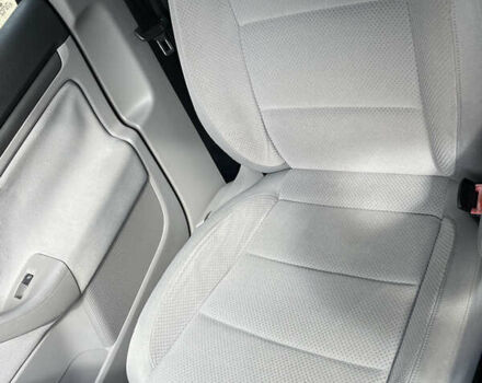 Синий Фольксваген Гольф, объемом двигателя 1.6 л и пробегом 228 тыс. км за 6200 $, фото 24 на Automoto.ua