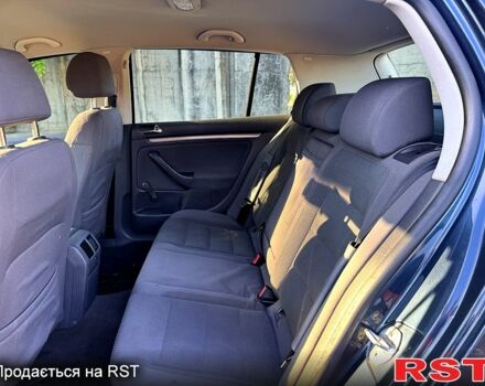 Синий Фольксваген Гольф, объемом двигателя 1.6 л и пробегом 207 тыс. км за 5500 $, фото 8 на Automoto.ua