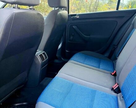Синий Фольксваген Гольф, объемом двигателя 1.6 л и пробегом 191 тыс. км за 6100 $, фото 6 на Automoto.ua