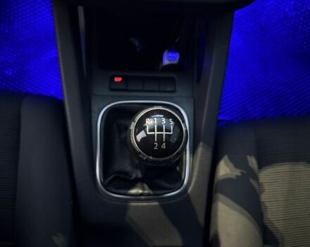 Синий Фольксваген Гольф, объемом двигателя 1.6 л и пробегом 227 тыс. км за 5699 $, фото 17 на Automoto.ua