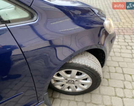 Синий Фольксваген Гольф, объемом двигателя 2 л и пробегом 285 тыс. км за 5450 $, фото 55 на Automoto.ua