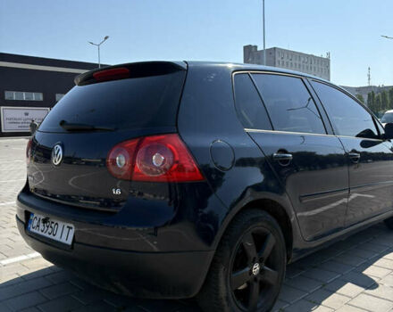 Синий Фольксваген Гольф, объемом двигателя 1.6 л и пробегом 330 тыс. км за 5000 $, фото 2 на Automoto.ua