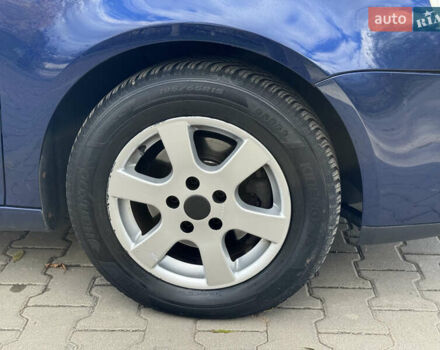 Синий Фольксваген Гольф, объемом двигателя 1.6 л и пробегом 214 тыс. км за 6350 $, фото 37 на Automoto.ua