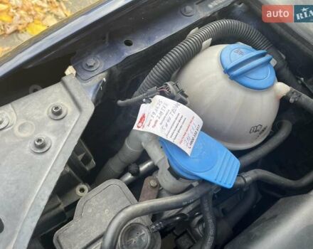 Синий Фольксваген Гольф, объемом двигателя 1.6 л и пробегом 212 тыс. км за 5200 $, фото 34 на Automoto.ua