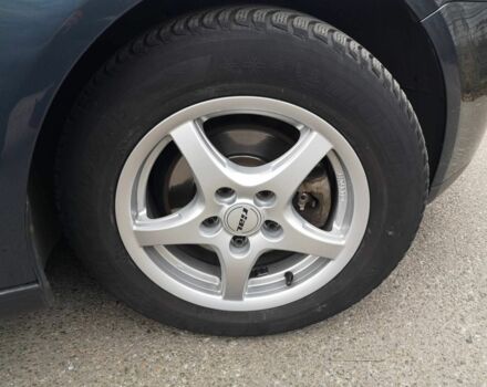 Синий Фольксваген Гольф, объемом двигателя 1.4 л и пробегом 259 тыс. км за 200600 $, фото 5 на Automoto.ua