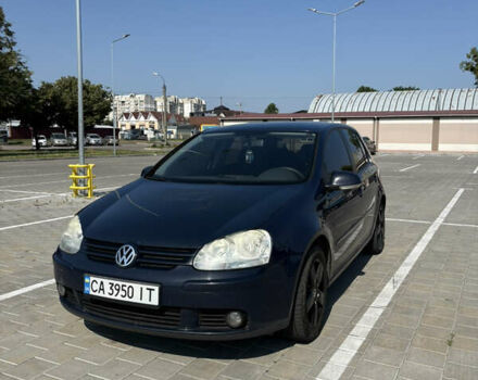 Синий Фольксваген Гольф, объемом двигателя 1.6 л и пробегом 330 тыс. км за 5000 $, фото 5 на Automoto.ua