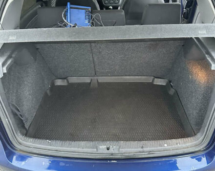 Синий Фольксваген Гольф, объемом двигателя 1.6 л и пробегом 193 тыс. км за 4800 $, фото 12 на Automoto.ua