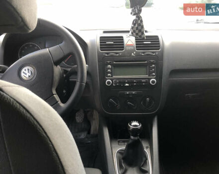 Синій Фольксваген Гольф, об'ємом двигуна 1.39 л та пробігом 285 тис. км за 4000 $, фото 17 на Automoto.ua