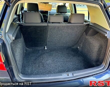 Синий Фольксваген Гольф, объемом двигателя 1.4 л и пробегом 249 тыс. км за 5500 $, фото 6 на Automoto.ua