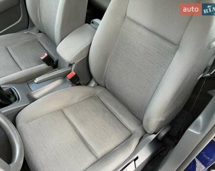 Синий Фольксваген Гольф, объемом двигателя 1.4 л и пробегом 250 тыс. км за 4600 $, фото 41 на Automoto.ua