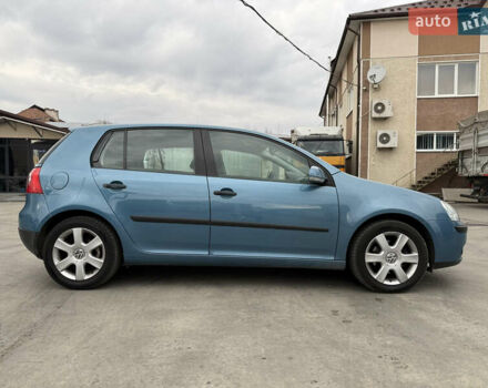 Синий Фольксваген Гольф, объемом двигателя 1.6 л и пробегом 262 тыс. км за 5700 $, фото 2 на Automoto.ua