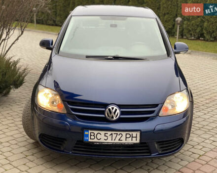 Синий Фольксваген Гольф, объемом двигателя 2 л и пробегом 285 тыс. км за 5450 $, фото 19 на Automoto.ua