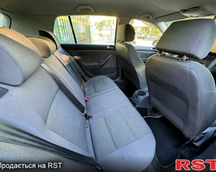 Синий Фольксваген Гольф, объемом двигателя 1.4 л и пробегом 249 тыс. км за 5500 $, фото 4 на Automoto.ua