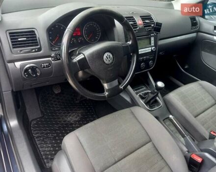 Синий Фольксваген Гольф, объемом двигателя 1.6 л и пробегом 206 тыс. км за 6300 $, фото 55 на Automoto.ua