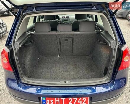 Синій Фольксваген Гольф, об'ємом двигуна 1.6 л та пробігом 200 тис. км за 5799 $, фото 13 на Automoto.ua