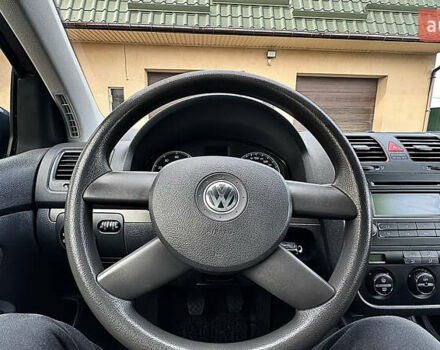 Синий Фольксваген Гольф, объемом двигателя 1.6 л и пробегом 154 тыс. км за 6346 $, фото 46 на Automoto.ua