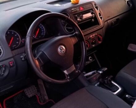 Синий Фольксваген Гольф, объемом двигателя 1.6 л и пробегом 220 тыс. км за 6300 $, фото 2 на Automoto.ua