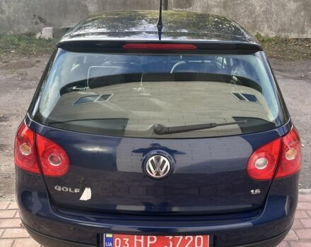 Синий Фольксваген Гольф, объемом двигателя 1.6 л и пробегом 190 тыс. км за 5899 $, фото 5 на Automoto.ua