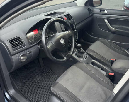 Синий Фольксваген Гольф, объемом двигателя 1.39 л и пробегом 261 тыс. км за 4750 $, фото 12 на Automoto.ua