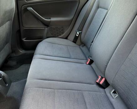 Синий Фольксваген Гольф, объемом двигателя 1.6 л и пробегом 204 тыс. км за 5800 $, фото 13 на Automoto.ua