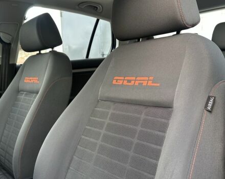 Синий Фольксваген Гольф, объемом двигателя 1.6 л и пробегом 190 тыс. км за 5899 $, фото 19 на Automoto.ua