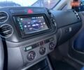 Синий Фольксваген Гольф, объемом двигателя 1.6 л и пробегом 304 тыс. км за 6400 $, фото 26 на Automoto.ua