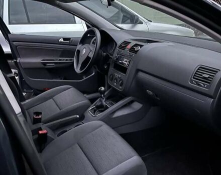 Синій Фольксваген Гольф, об'ємом двигуна 1.6 л та пробігом 176 тис. км за 5800 $, фото 14 на Automoto.ua