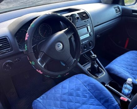 Синий Фольксваген Гольф, объемом двигателя 1.6 л и пробегом 230 тыс. км за 5600 $, фото 7 на Automoto.ua