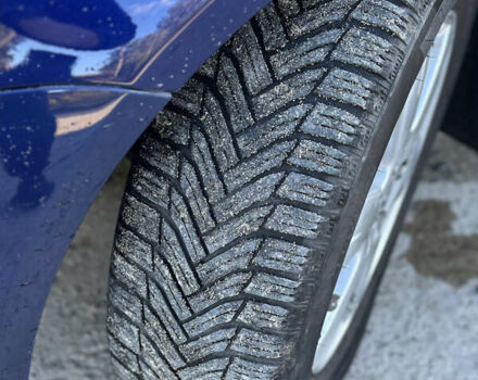 Синий Фольксваген Гольф, объемом двигателя 1.6 л и пробегом 206 тыс. км за 5950 $, фото 117 на Automoto.ua