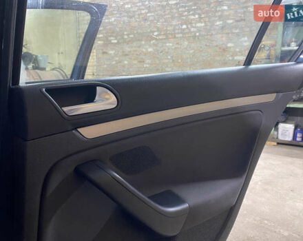 Синій Фольксваген Гольф, об'ємом двигуна 1.39 л та пробігом 309 тис. км за 4400 $, фото 14 на Automoto.ua