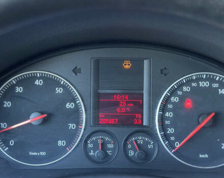 Синий Фольксваген Гольф, объемом двигателя 1.6 л и пробегом 206 тыс. км за 5950 $, фото 112 на Automoto.ua