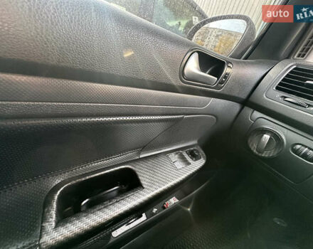 Синий Фольксваген Гольф, объемом двигателя 1.39 л и пробегом 261 тыс. км за 4100 $, фото 7 на Automoto.ua