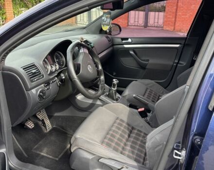 Синий Фольксваген Гольф, объемом двигателя 2 л и пробегом 317 тыс. км за 4800 $, фото 7 на Automoto.ua