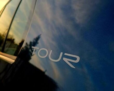 Синий Фольксваген Гольф, объемом двигателя 1.6 л и пробегом 178 тыс. км за 6700 $, фото 2 на Automoto.ua