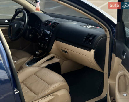 Синий Фольксваген Гольф, объемом двигателя 1.6 л и пробегом 176 тыс. км за 6900 $, фото 10 на Automoto.ua